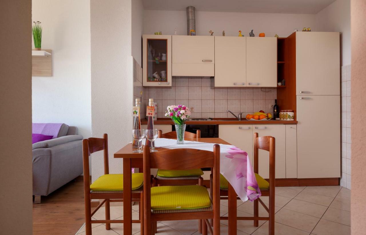 Apartmani Anja Makarska Exterior foto